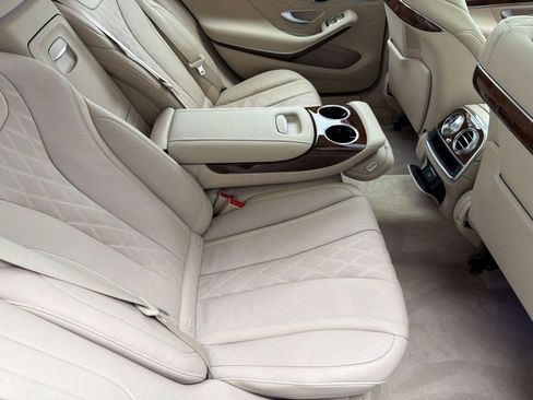 Used 2015 Mercedes-Benz S 550 4MATIC Sedan image 31