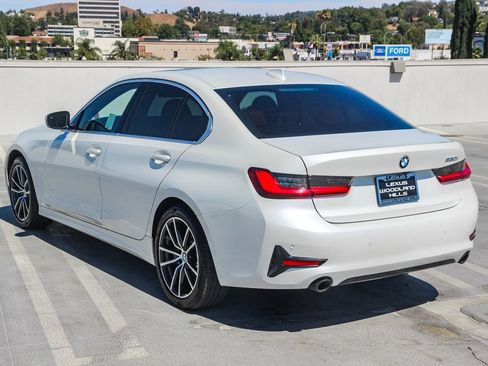 Used 2020 BMW 330i Sedan w/ Convenience Package RWD image 6