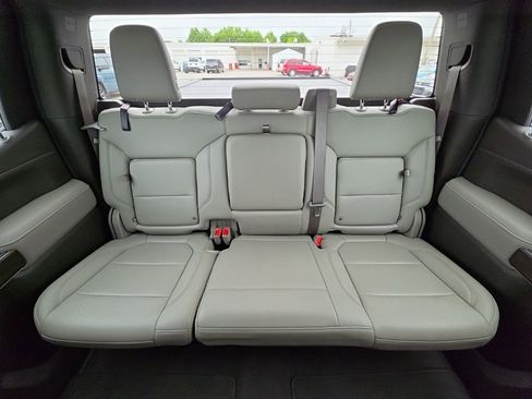 Used 2019 GMC Sierra 1500 SLT AWD/4WD image 32