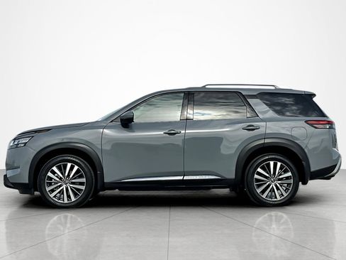 Used 2022 Nissan Pathfinder Platinum w/ Cargo Package image 2