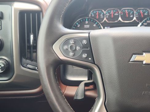 Used 2016 Chevrolet Silverado 1500 High Country w/ High Country Premium Package AWD/4WD image 26