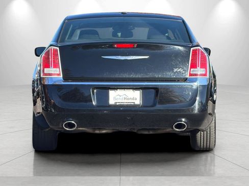 Used 2014 Chrysler 300 C image 7