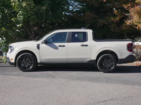 New 2025 Ford Maverick XLT w/ XLT Luxury Package image 14