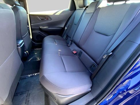 Used 2023 Toyota Prius LE FWD image 20