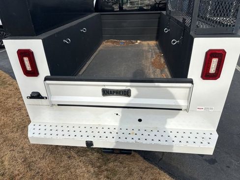 Used 2023 Chevrolet Silverado 2500 W/T w/ WT Convenience Package image 4