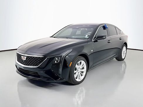 Used 2025 Cadillac CT5 Premium Luxury image 3