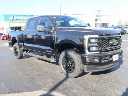 New 2026 Ford F250 Lariat w/ Black Appearance Package AWD/4WD image 1