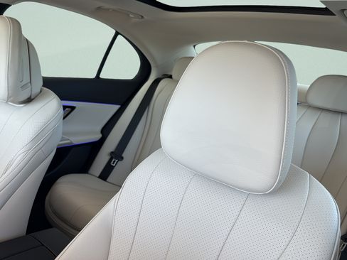 New 2026 Mercedes-Benz E 450 4MATIC Sedan image 16