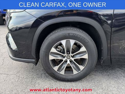 Certified 2025 Toyota Highlander XLE FWD image 10
