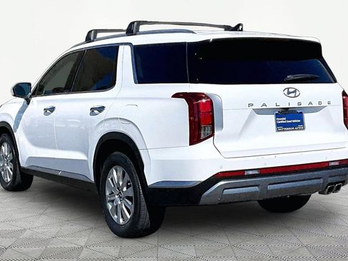 Used 2023 Hyundai Palisade SEL FWD image 7