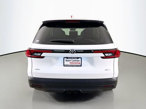 New 2026 Toyota Grand Highlander AWD image 6