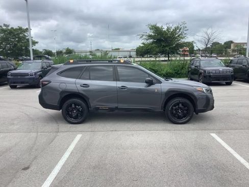 Used 2022 Subaru Outback Wilderness AWD/4WD image 6