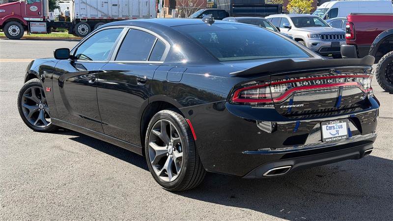 Used 2018 Dodge Charger R/T w/ Navigation & Travel Group RWD image 4