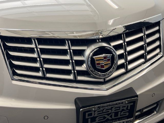 Used 2015 Cadillac SRX Luxury w/ Driver Awareness Package FWD image 14