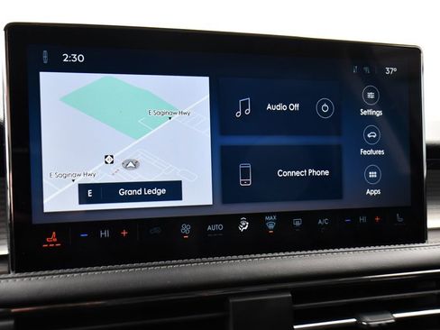 Used 2023 Lincoln Corsair AWD image 28