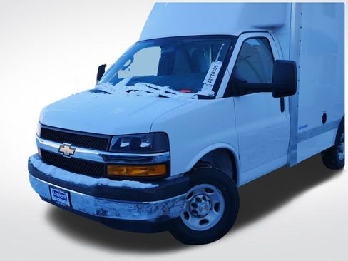 New 2025 Chevrolet Express 3500 w/ Power Convenience Package RWD image 30