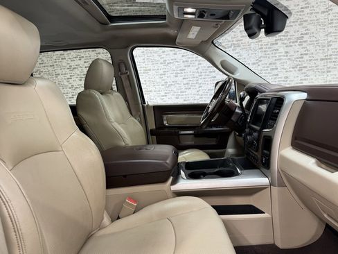 Used 2017 RAM 3500 Laramie image 11