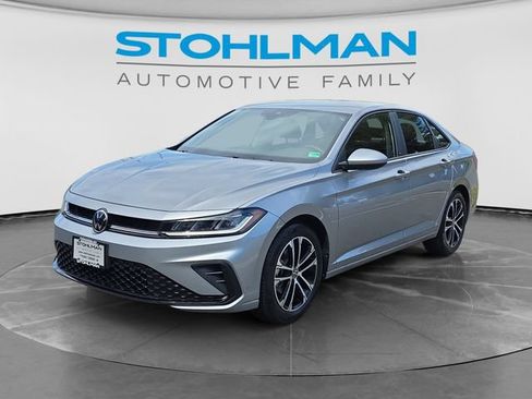 Used 2026 Volkswagen Jetta Sport FWD image 1