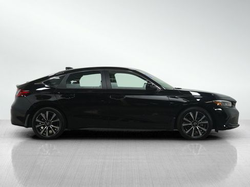 Used 2024 Honda Civic EX-L image 6