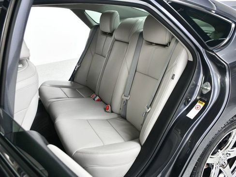 Used 2013 Toyota Avalon XLE Premium FWD image 34