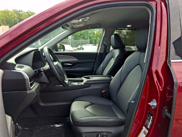 Certified 2024 Toyota Grand Highlander AWD Hybrid image 9