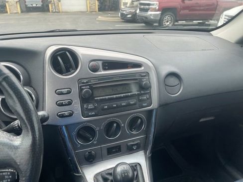 Used 2005 Toyota Matrix XR FWD image 10