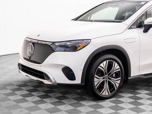 Used 2024 Mercedes-Benz EQE 350+ 4MATIC SUV w/ Driver Assistance Package image 39