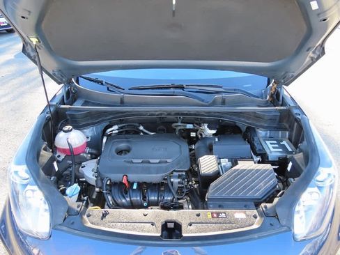 Used 2022 Kia Sportage LX image 9