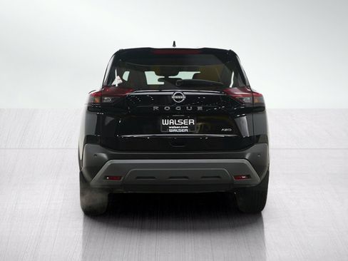 Used 2023 Nissan Rogue S AWD/4WD image 4