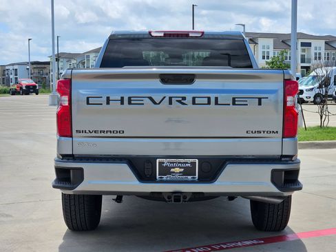 New 2026 Chevrolet Silverado 1500 Custom w/ LPO, Dark Essentials Package RWD image 8