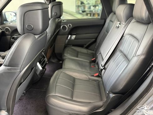 Used 2018 Land Rover Range Rover Sport HSE AWD/4WD image 35