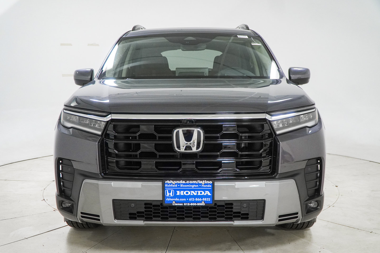 New 2026 Honda Pilot Elite image 2