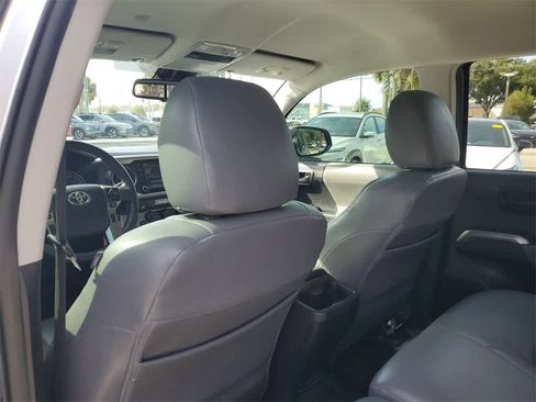 Used 2021 Toyota Tacoma SR5 image 11