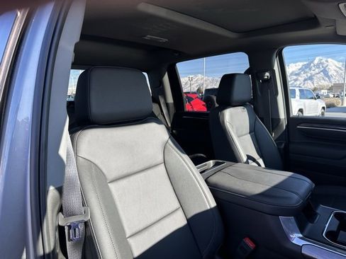 Used 2025 Chevrolet Silverado 3500 LTZ w/ LTZ Plus Package image 23