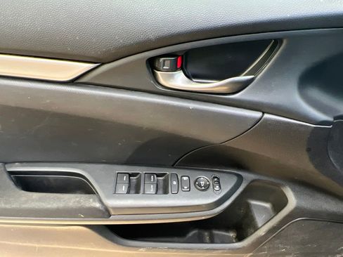 Used 2019 Honda Civic Sport image 13