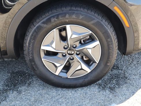 Used 2021 Kia Sorento S FWD image 10