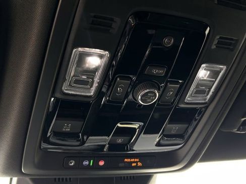 New 2026 Cadillac Escalade ESV Sport w/ LPO, Floor Liner Package image 19