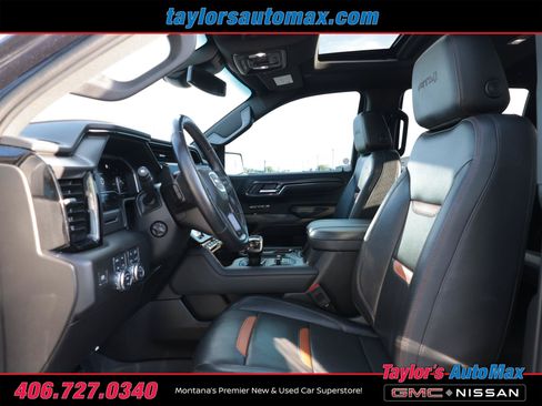 Used 2023 GMC Sierra 1500 AT4 w/ AT4 Preferred Package AWD/4WD image 5