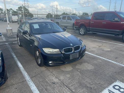 Used 2010 BMW 328i Sedan RWD image 3