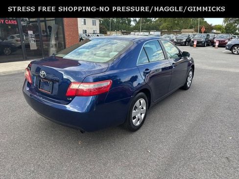 Used 2009 Toyota Camry LE image 28