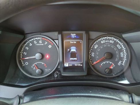 Used 2021 Toyota Tacoma SR image 16