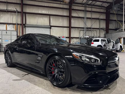 Used 2017 Mercedes-Benz SL 63 AMG image 1