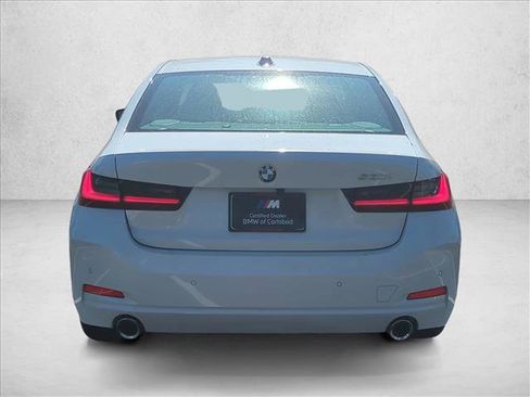 Used 2026 BMW 330i Sedan w/ Premium Package RWD image 4