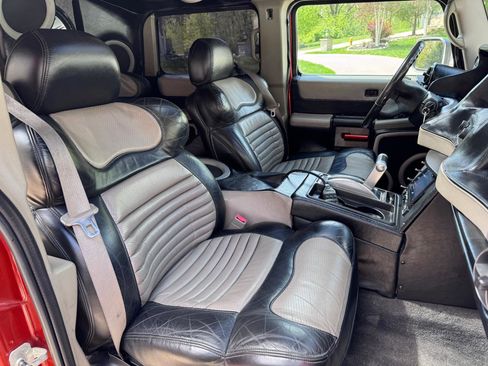 Used 2003 HUMMER H2 w/ Preferred Equipment Group AWD/4WD image 24