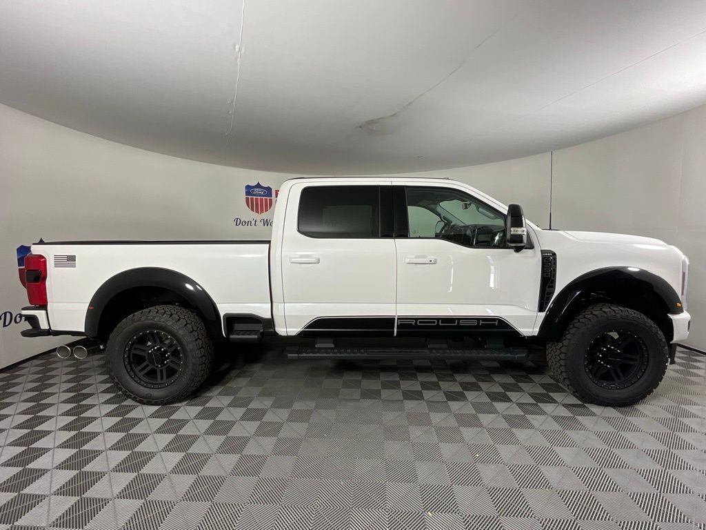 New 2026 Ford F250 Lariat w/ Black Appearance Package AWD/4WD image 2