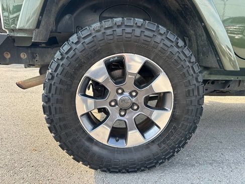Used 2008 Jeep Wrangler Unlimited Sahara w/ Trailer Tow Group AWD/4WD image 22