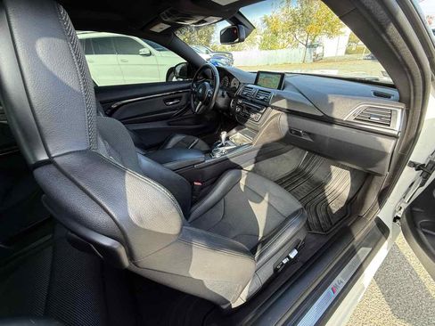Used 2016 BMW M4 Coupe image 12