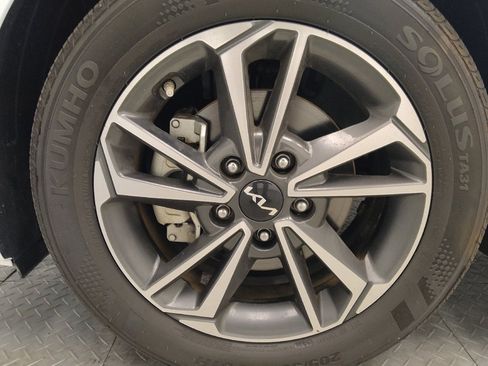 Used 2022 Kia Forte LXS FWD image 31