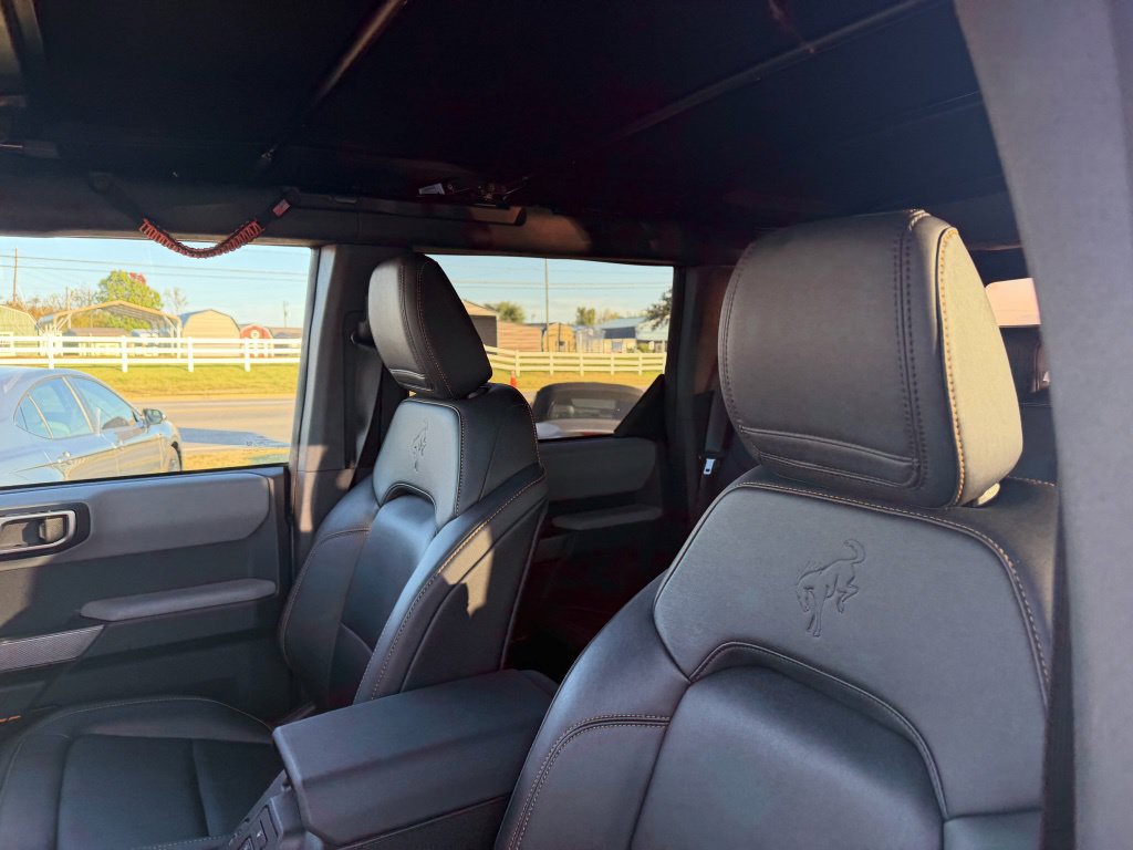 Used 2023 Ford Bronco Badlands w/ Sasquatch Package AWD/4WD image 10