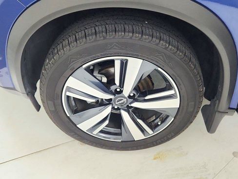 Used 2023 Nissan Rogue SL w/ SL Premium Package AWD/4WD image 10